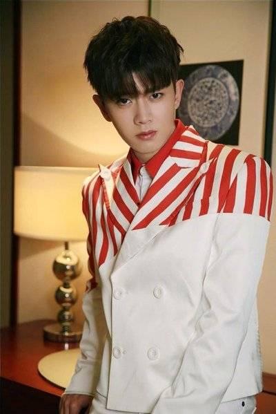 任嘉伦的娱乐爆料,揭秘明星背后的故事与精彩瞬间